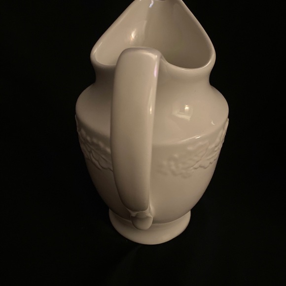 MSE Martha Stewart Serving Pitcher Vase 8-1/2” - Picture 3 of 5